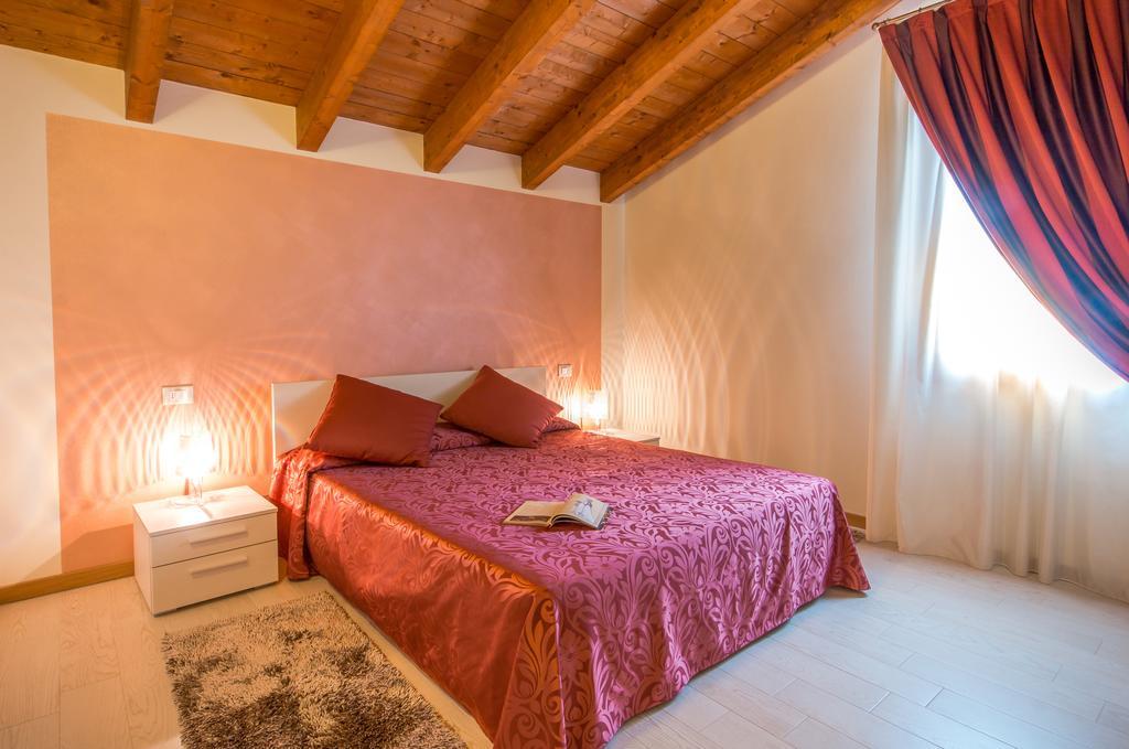 Agriturismo Ca' La Pergola Lugagnano Exterior foto