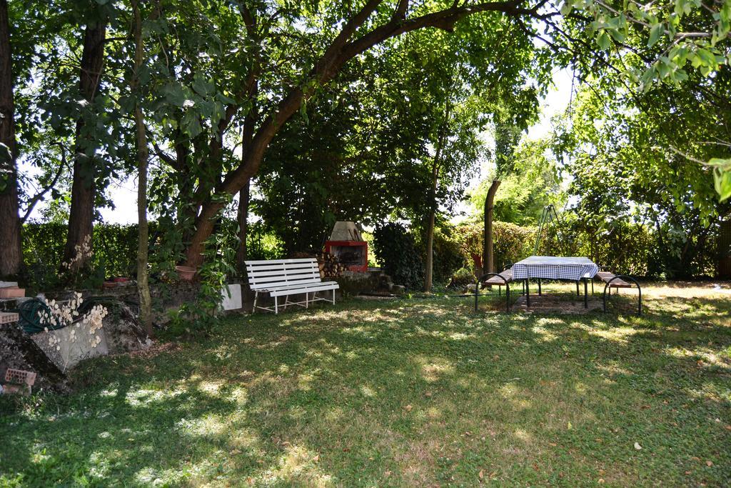 Agriturismo Ca' La Pergola Lugagnano Exterior foto